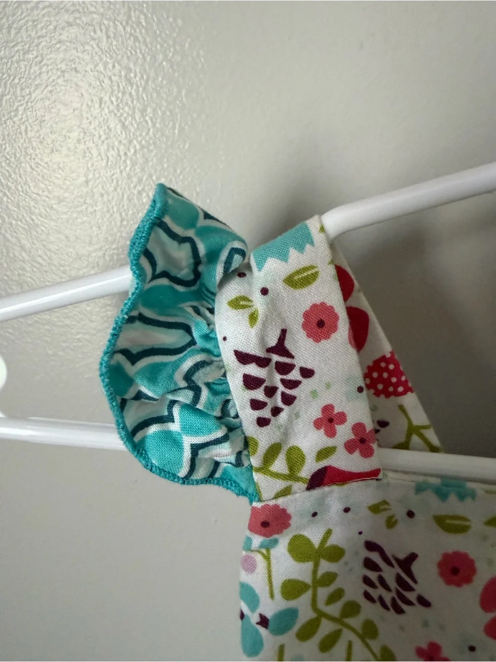 Ricrac & Ruffles Girls 6-9M Floral Cotton Romper Sleeveless Ruffle Bow